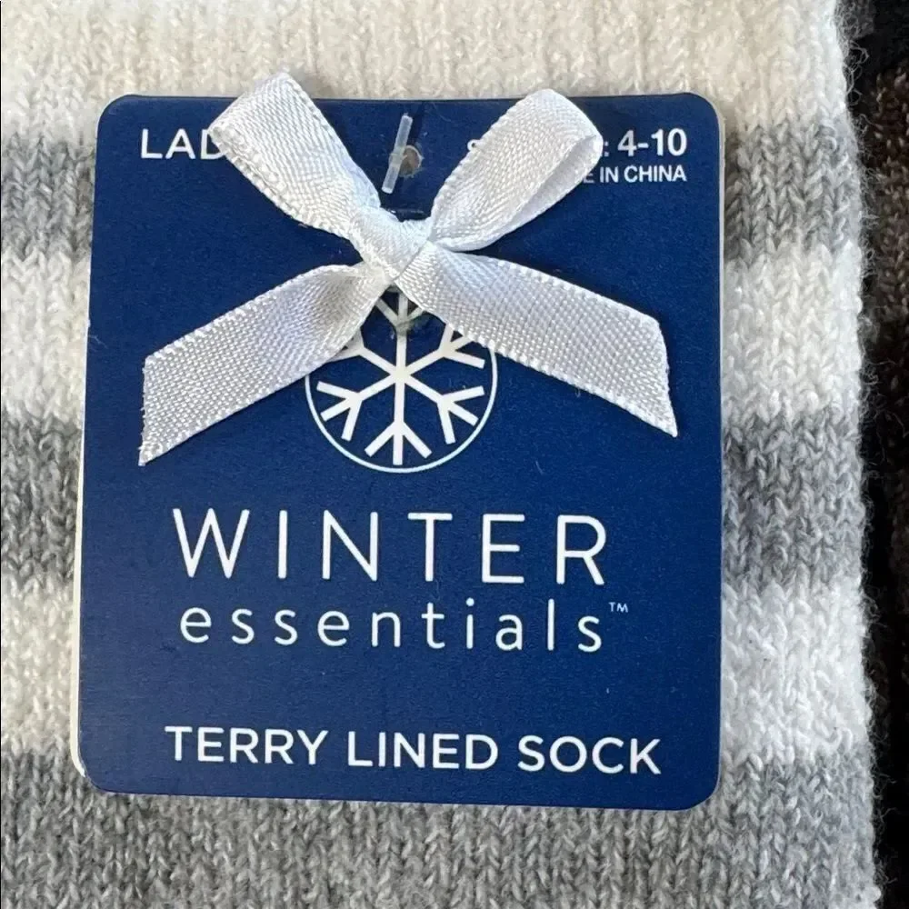 Womens Winter Essentials Terry Lined Striped Socks 1xBlue 1xWhite Size 4-10 NEW